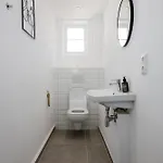 Lägenhet 4br - Zentral - Geraeumig - Terrasse - Altbau - Netflix - Grill - Wifi