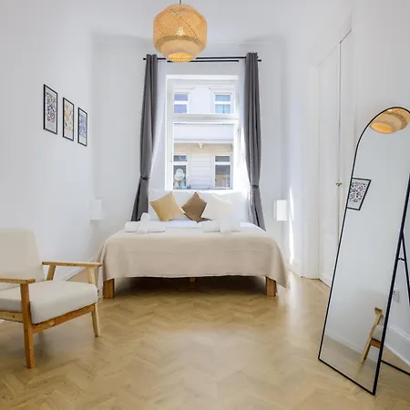 4br - Zentral - Geraeumig - Terrasse - Altbau - Netflix - Grill - Wifi