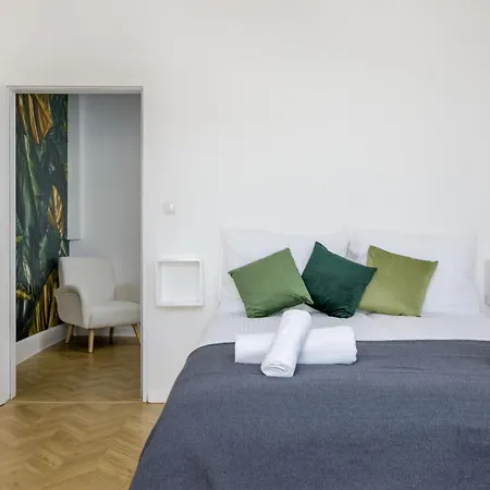 4br - Zentral - Geraeumig - Terrasse - Altbau - Netflix - Grill - Wifi * فيسبادن