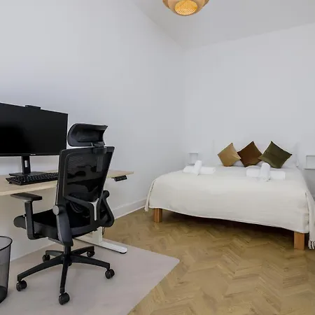 Lägenhet 4br - Zentral - Geraeumig - Terrasse - Altbau - Netflix - Grill - Wifi Wiesbaden